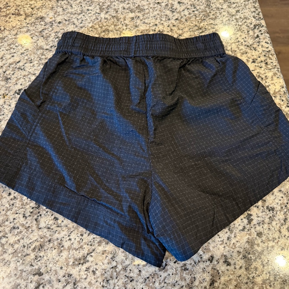 Fabletics Ripstop Short Black - Small - image 3